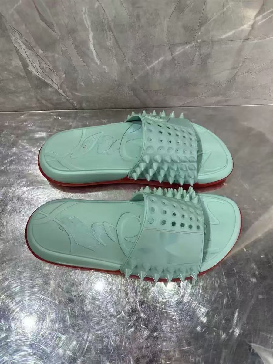 LOUBOUTIN SLIDES (1) 20