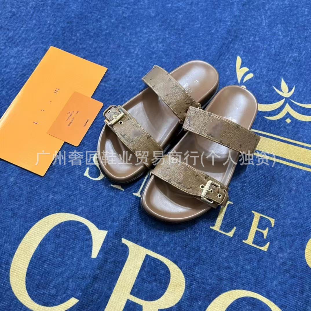 VL Sandals (2)