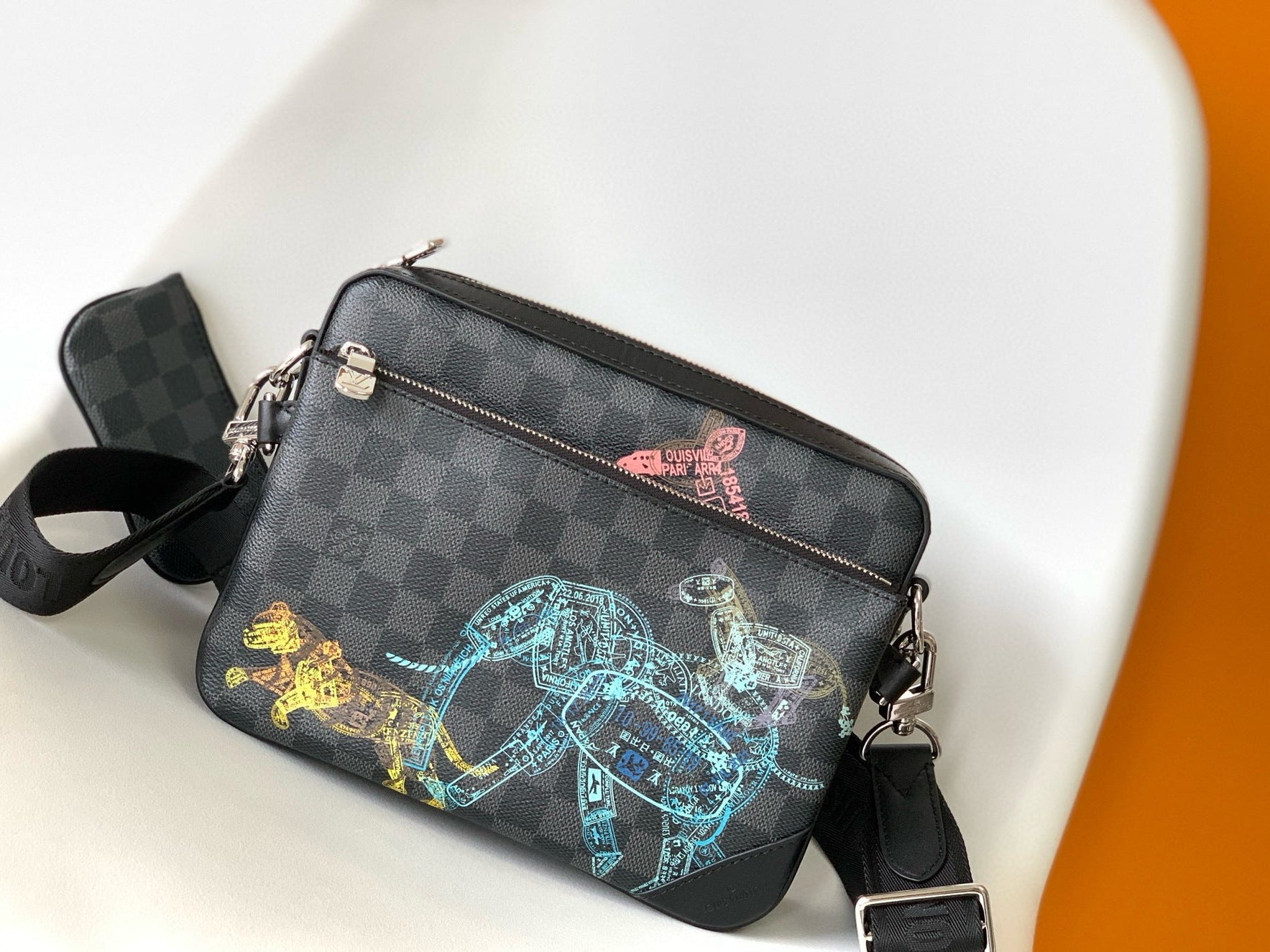 VL Crossbody Bag (21)