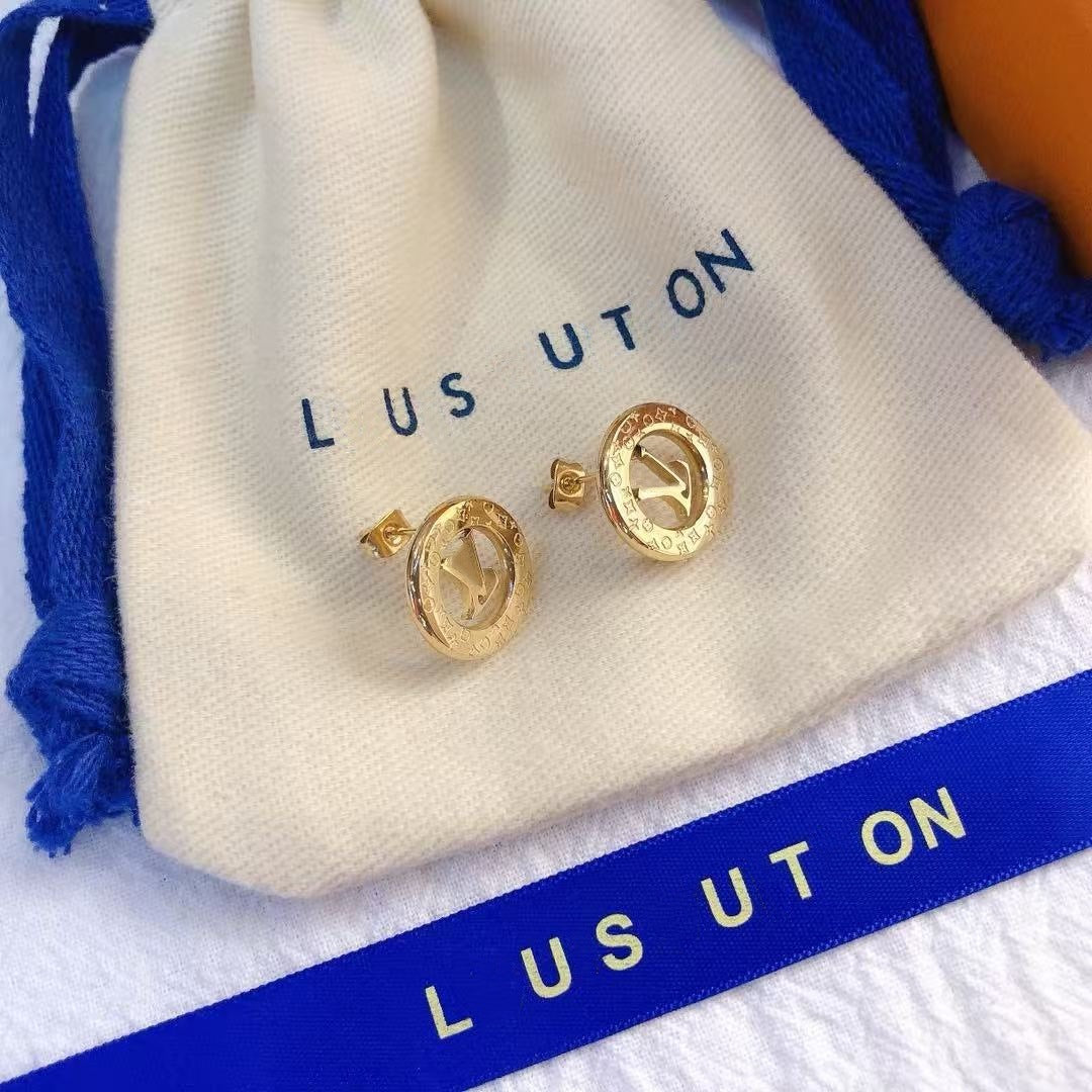 VL EARRINGS (1) 1