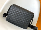 VL Crossbody Bag (21)