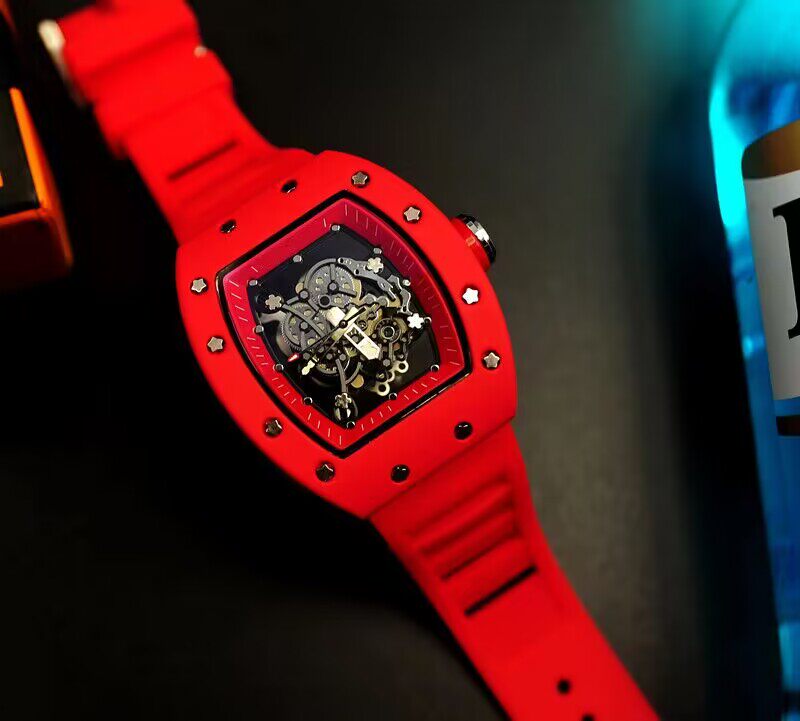 R WATCH (1)