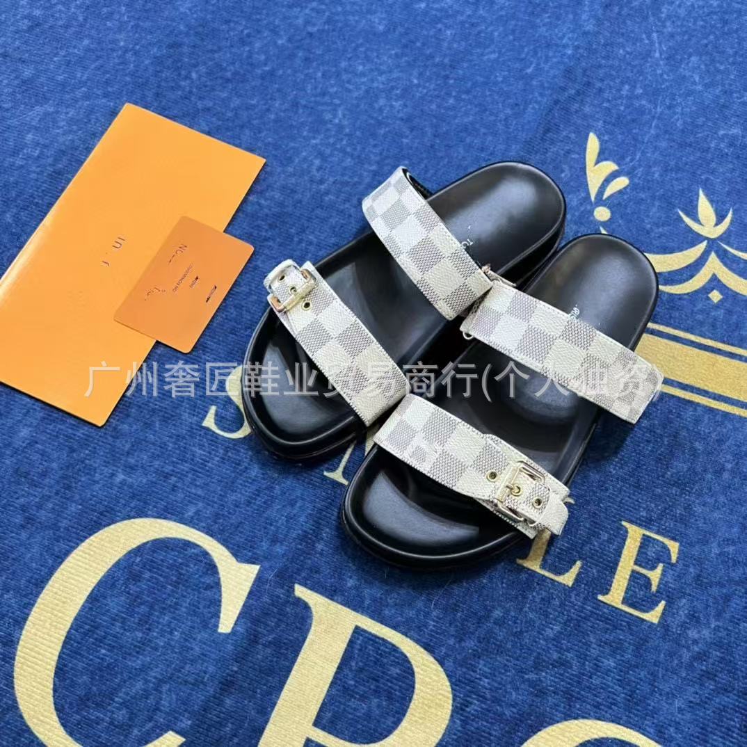 VL Sandals (2)