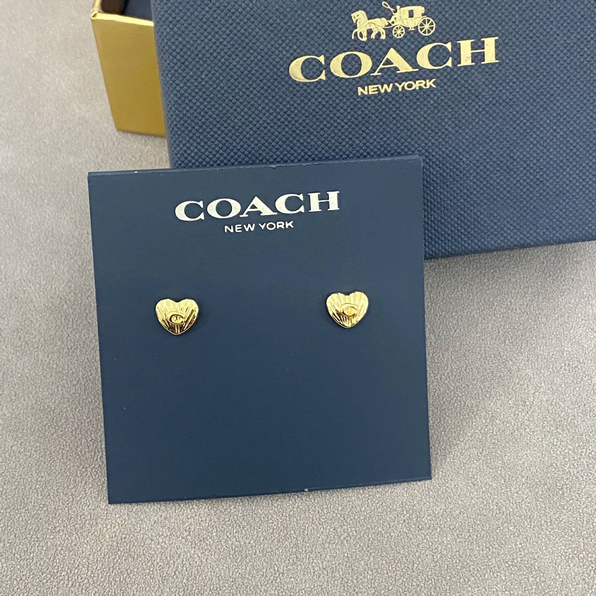 COACHES EARRINGS (1) 6