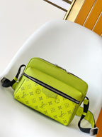 VL Crossbody Bag (21)