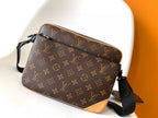 VL Crossbody Bag (21)