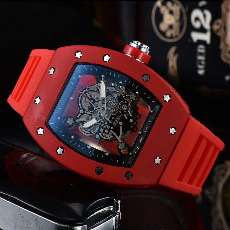 R WATCH (1)