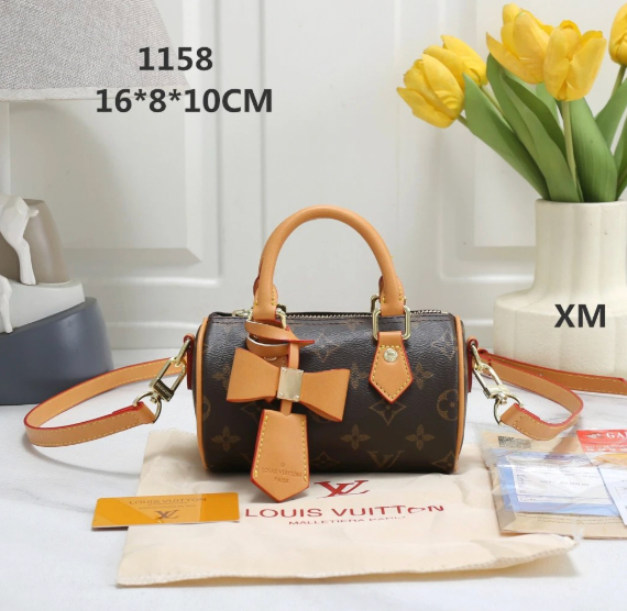 VL Handbags (12)