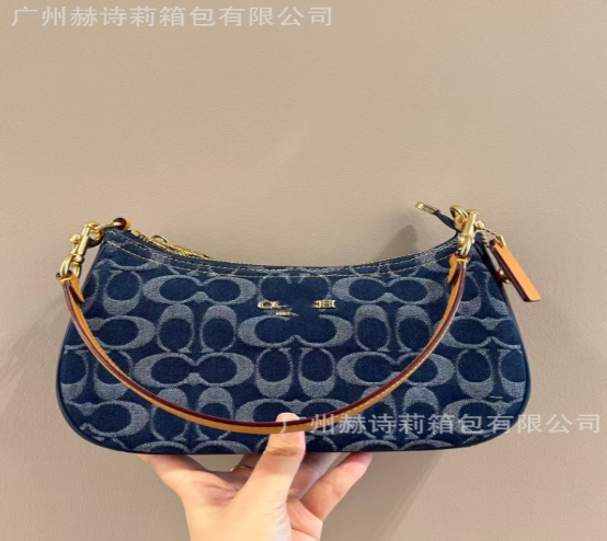 COACHES Handbags