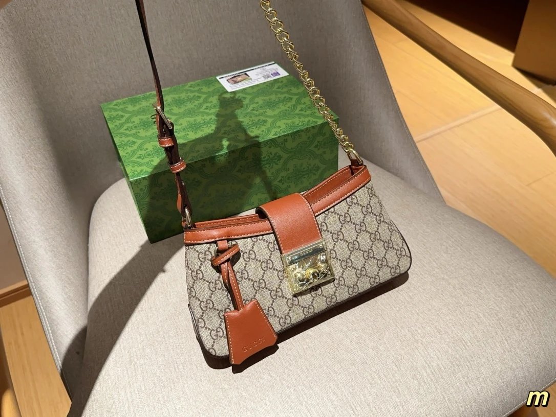 GUC Handbags (6)