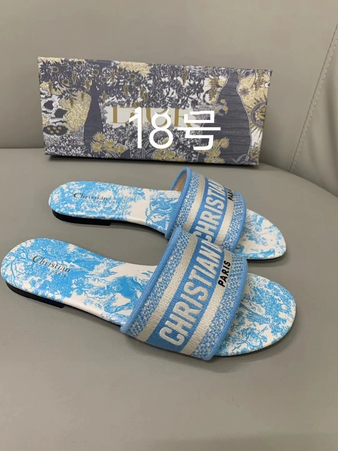 DIO Sandals