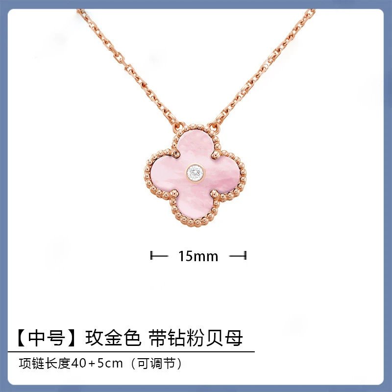 VAN CHE Women's Necklaces