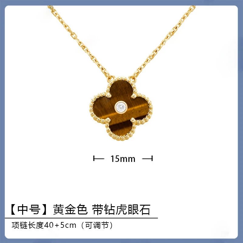 VAN CHE Women's Necklaces