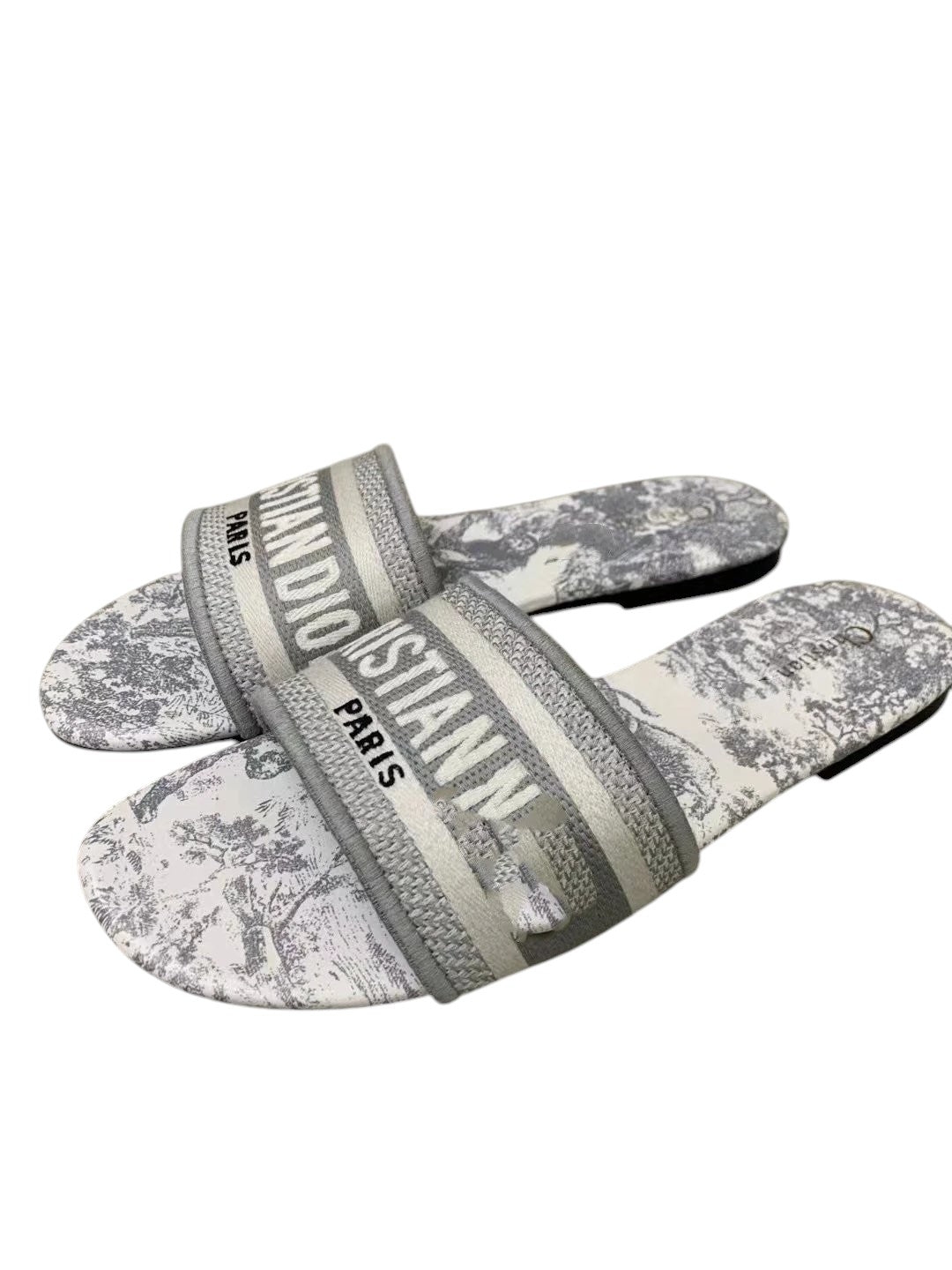 DIO Sandals