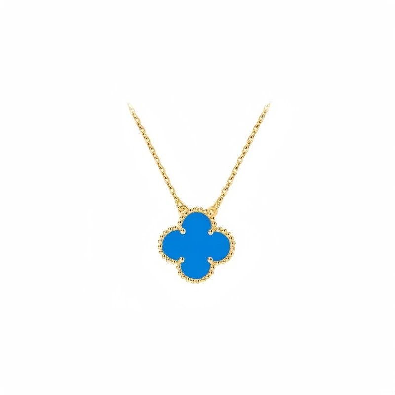 VAN CHE Women's Necklaces