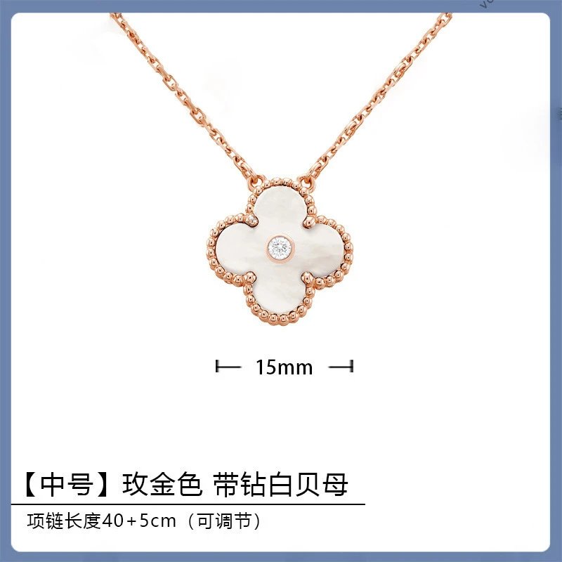 VAN CHE Women's Necklaces