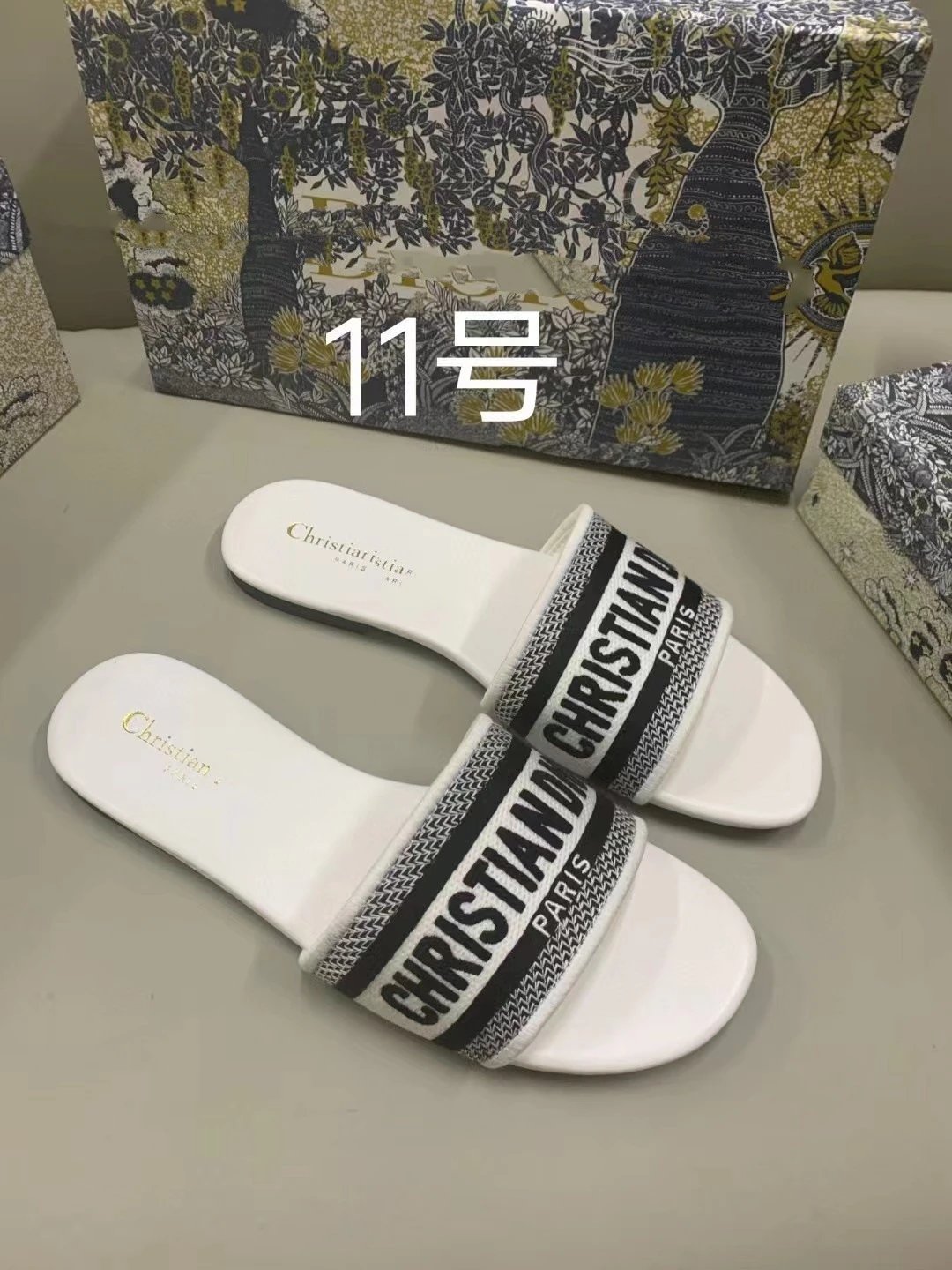 DIO Sandals