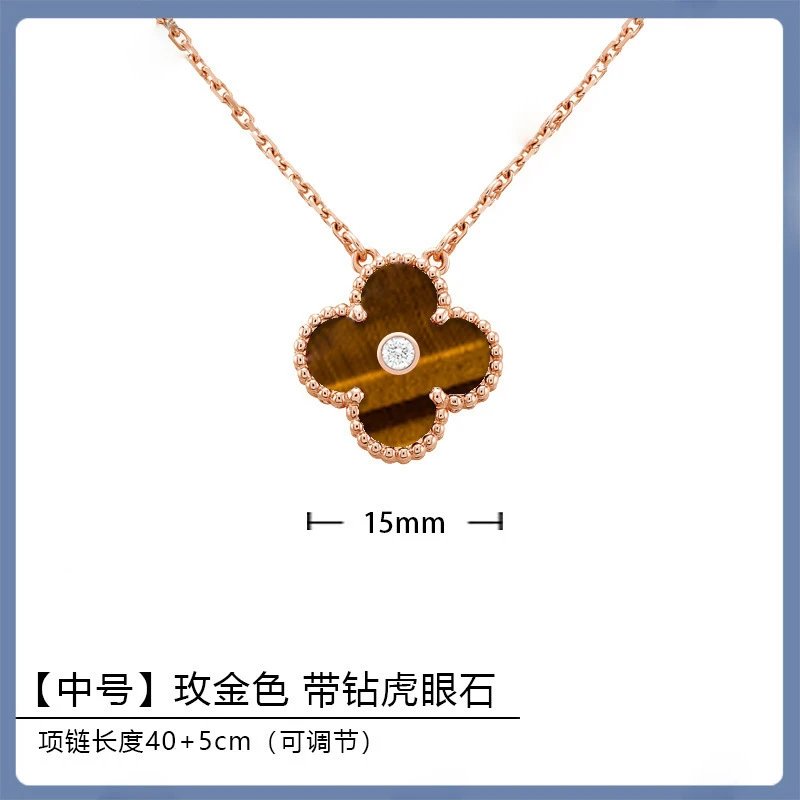 VAN CHE Women's Necklaces