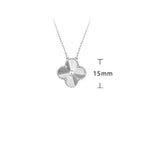 VAN CHE Women's Necklaces