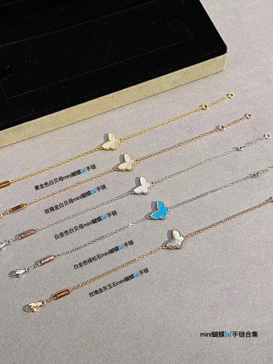 VAN CHE Women's Necklaces