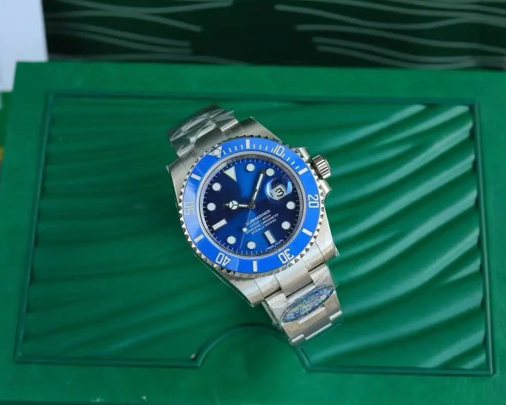 R WATCH (4) 7