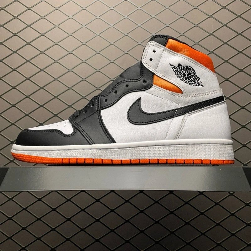 NIK Shoes (1)