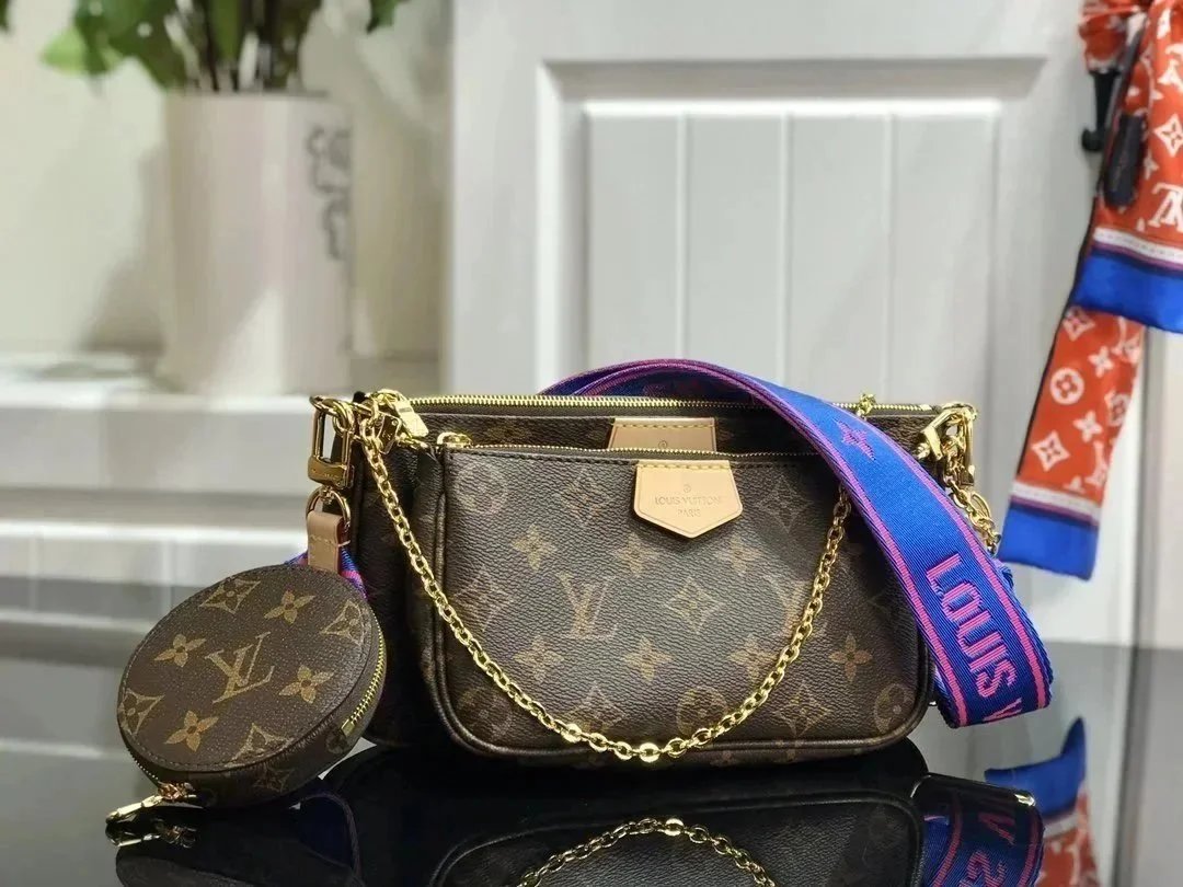 VL Handbags (2)