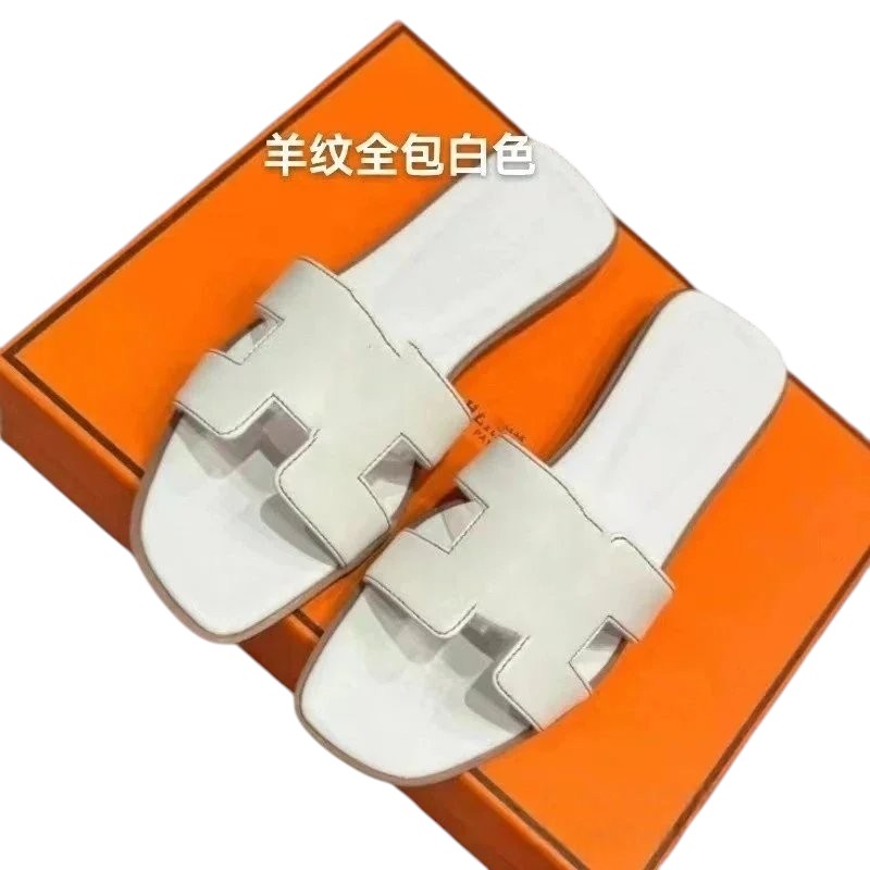 HERM Sandals