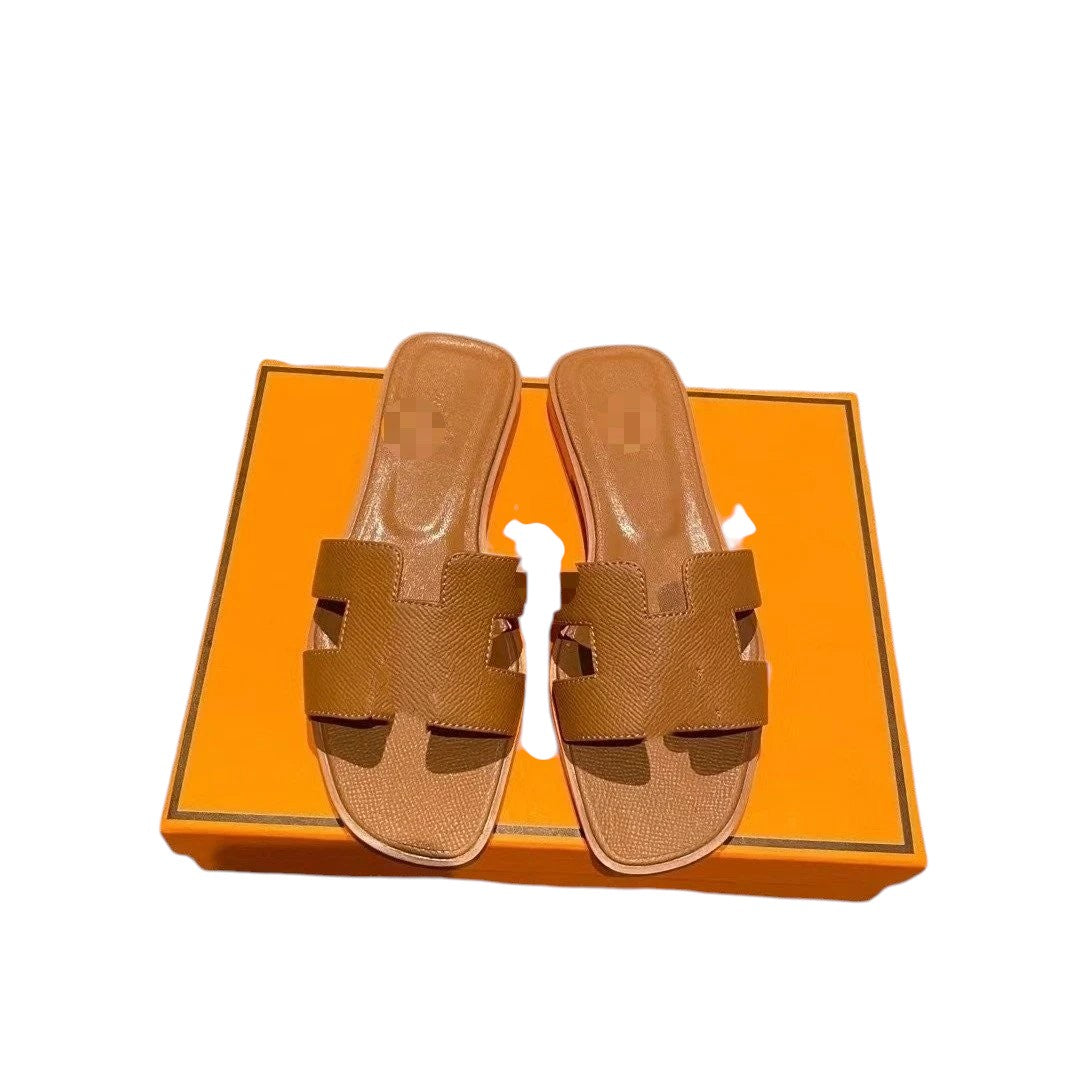 HERM Sandals
