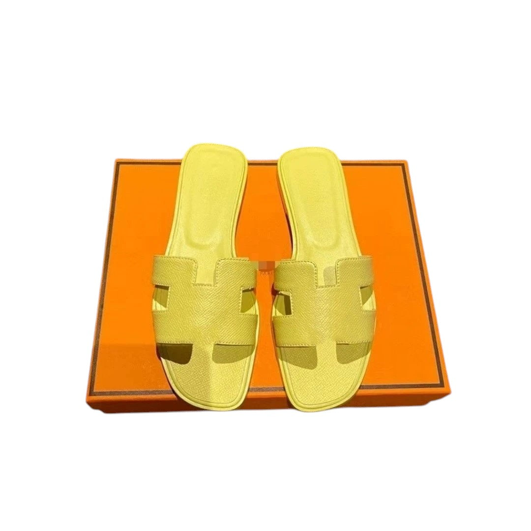 HERM Sandals