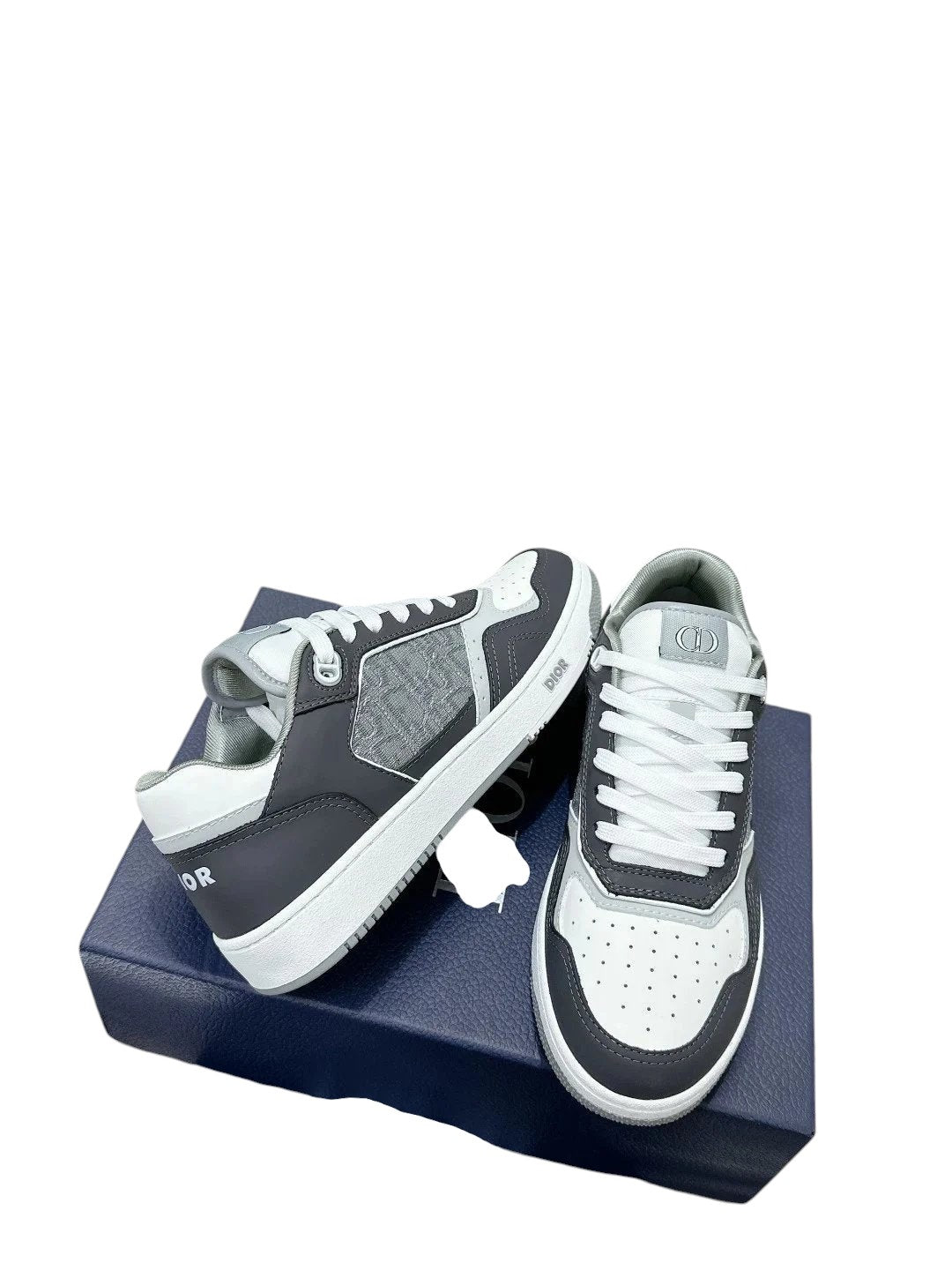 DIO Shoes (1)