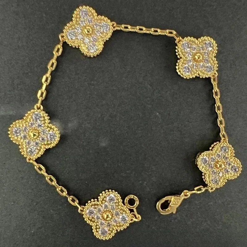 VAN CHE Women's Luxury Bracelet