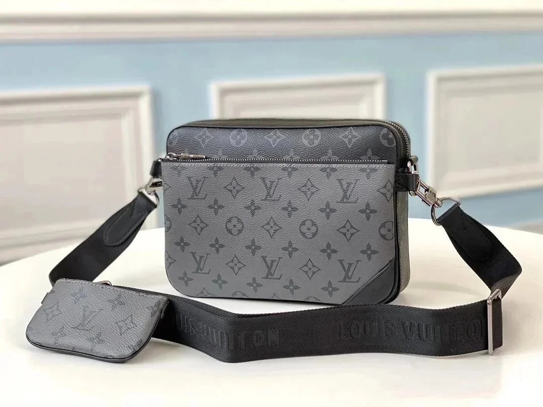 VL Handbags (2) 16