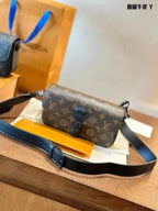 VL Handbags (2)