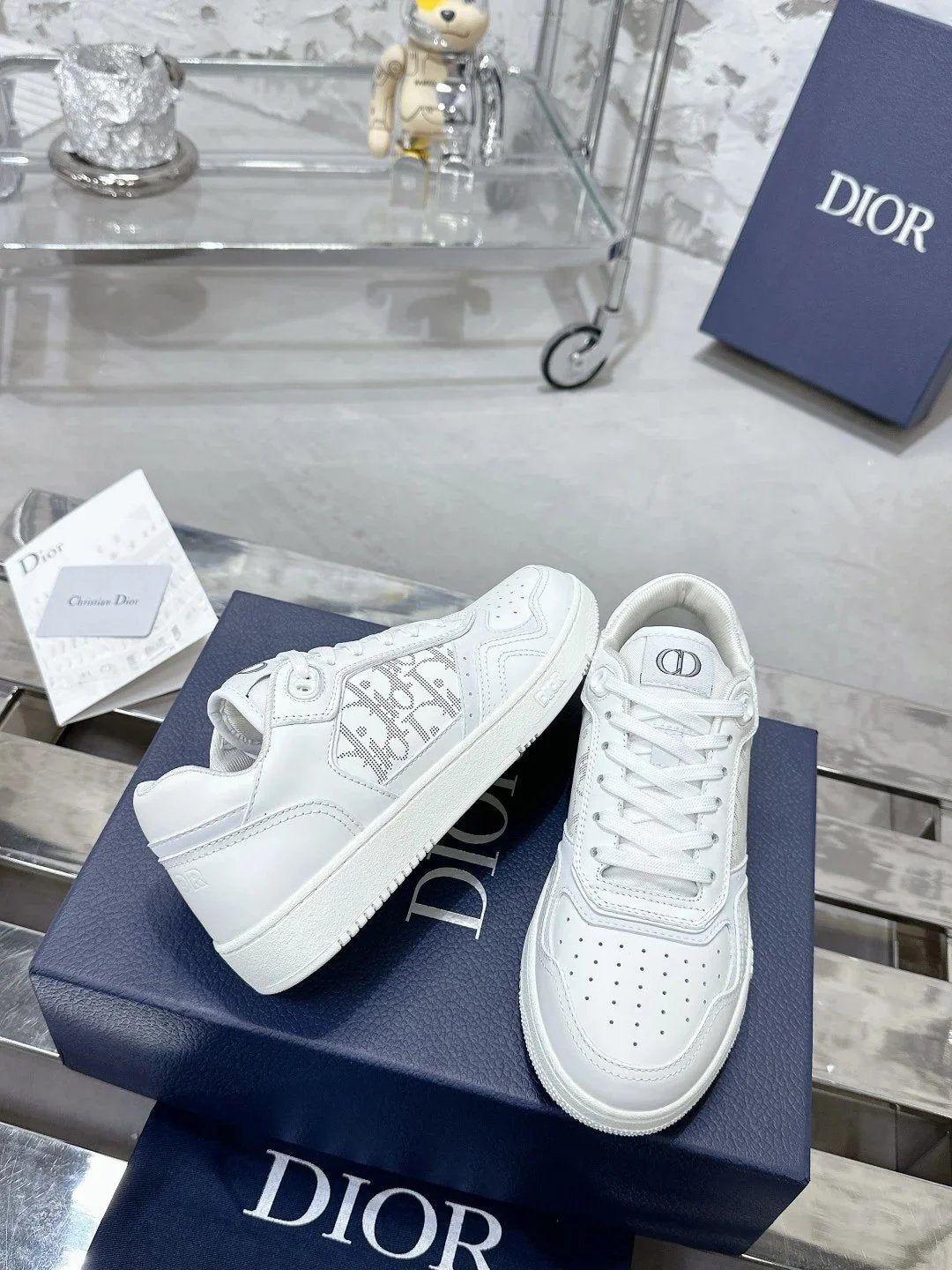 DIO Shoes (1)