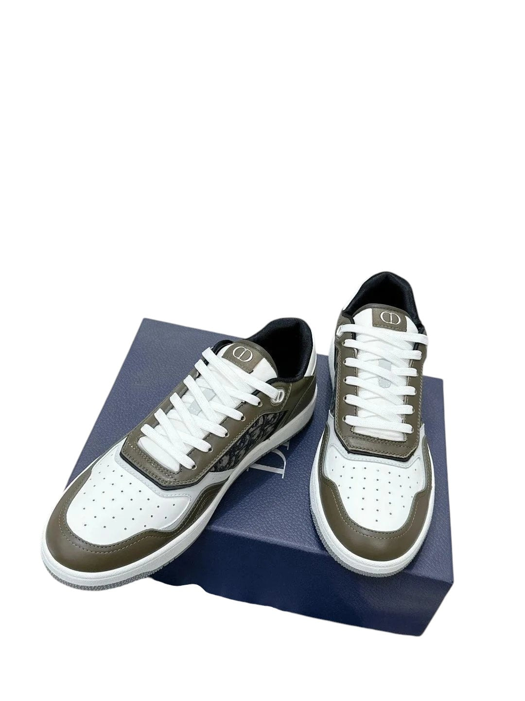 DIO Shoes (1)