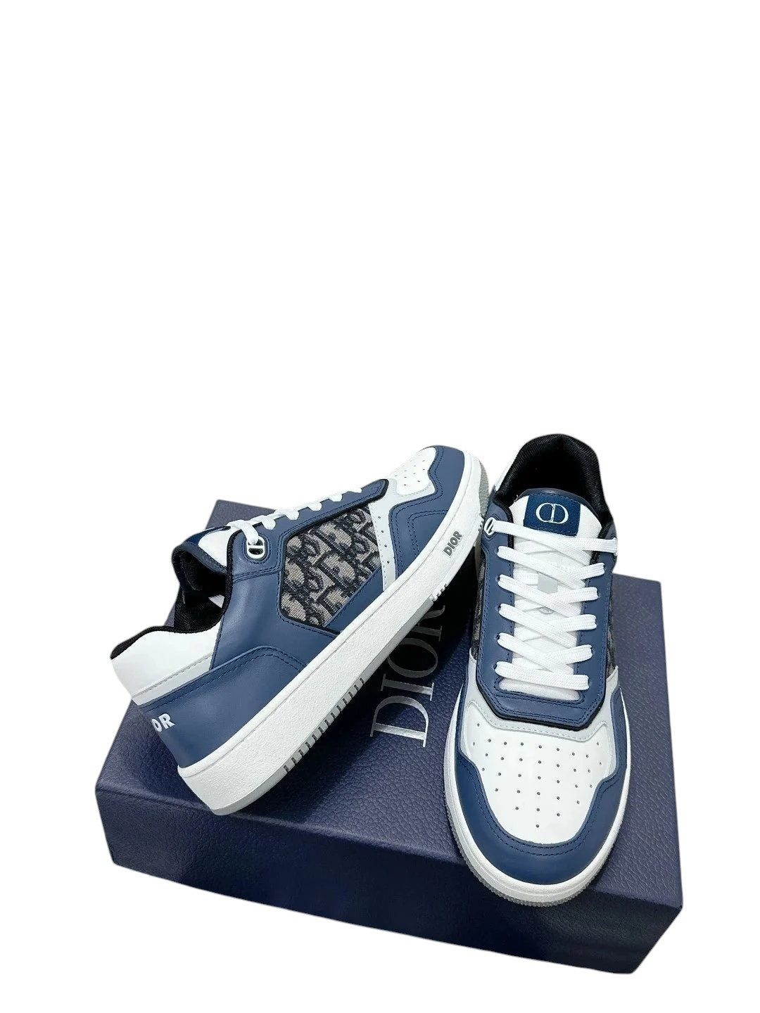 DIO Shoes (1)