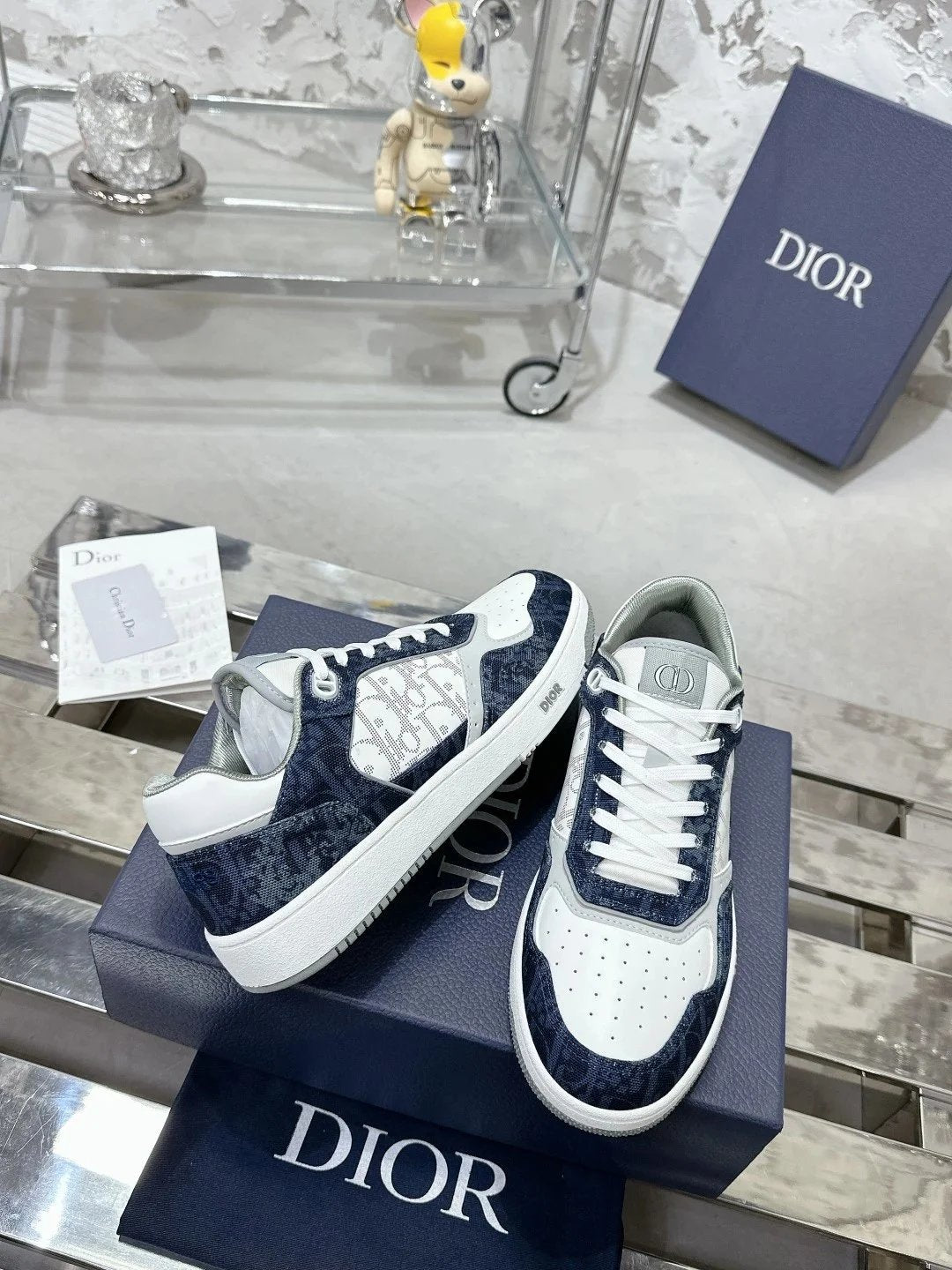 DIO Shoes (1)
