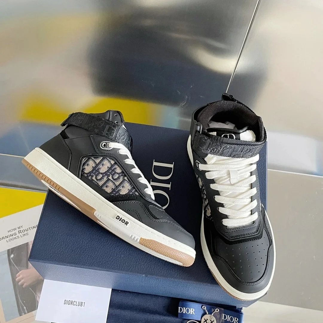 DIO Shoes (1)