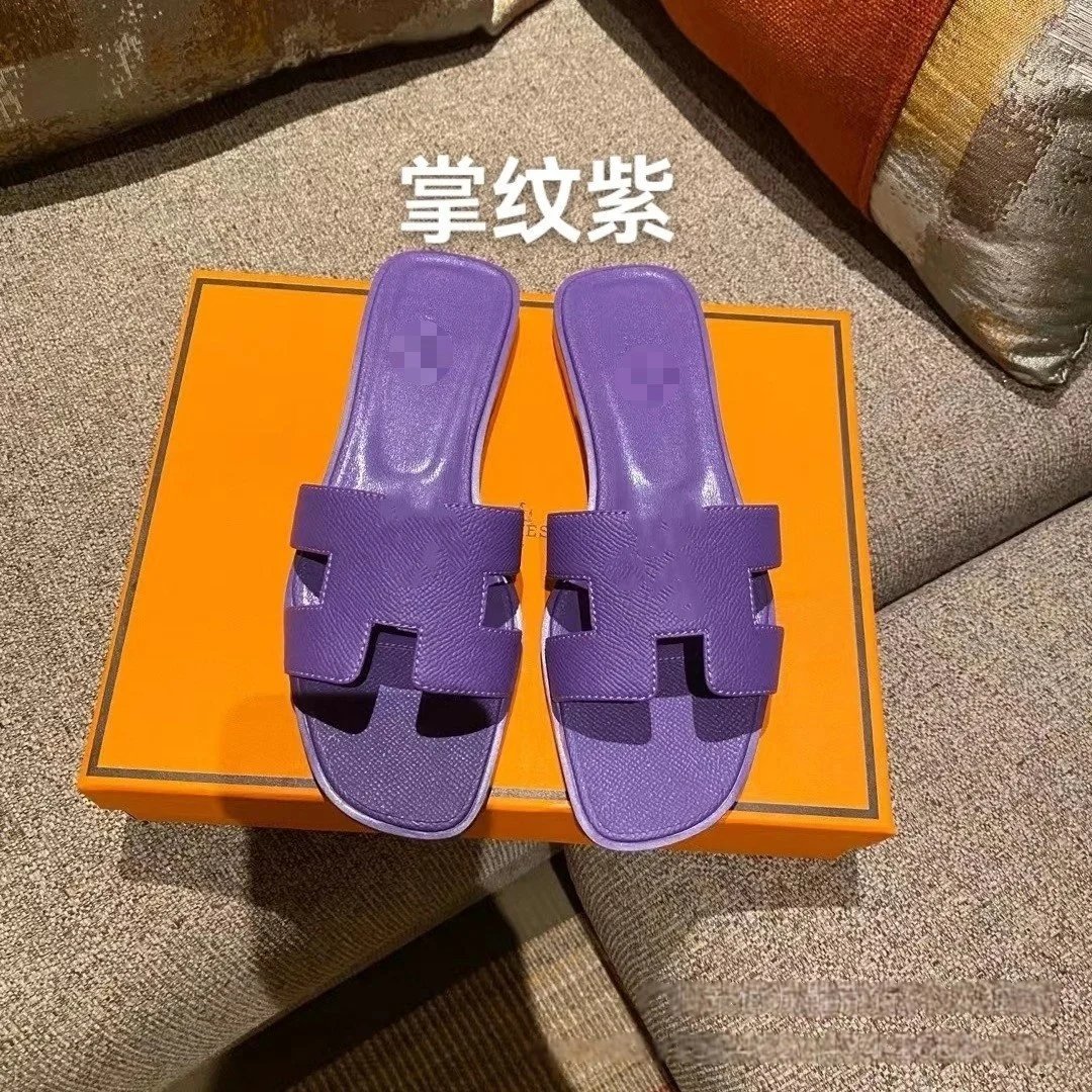 HERM Sandals