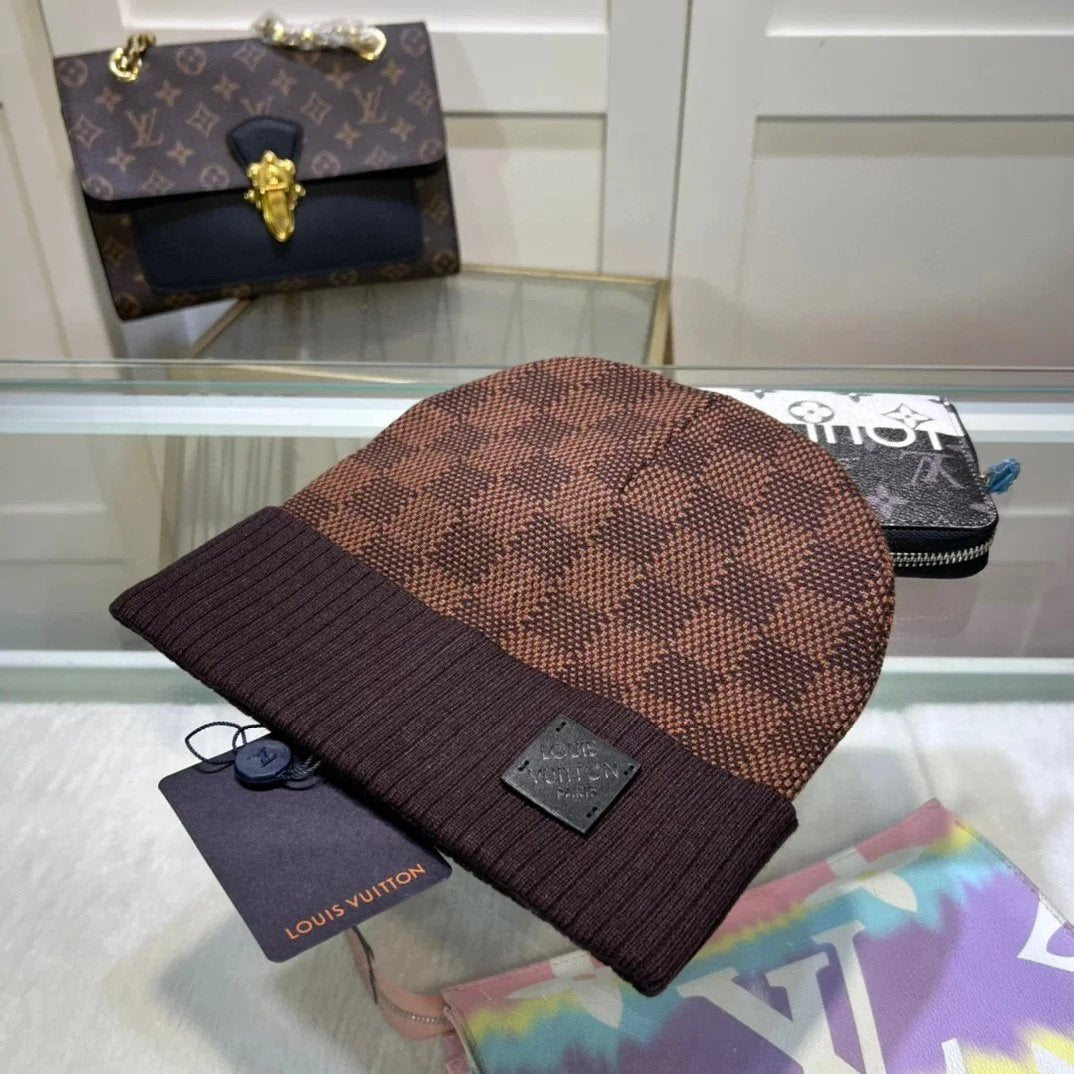 VL Luxury Knitted Beanie