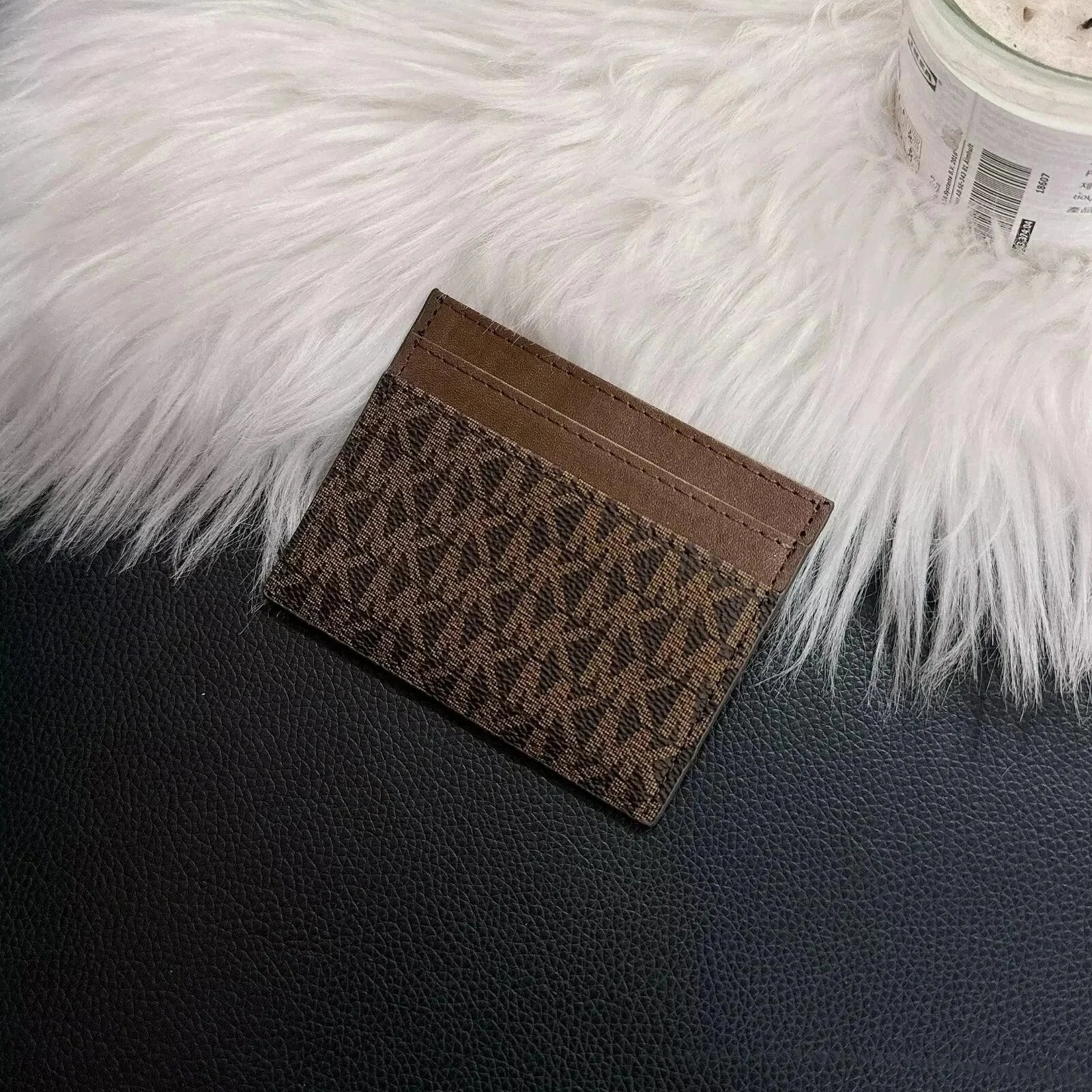 DIO CARDHOLDER (1)