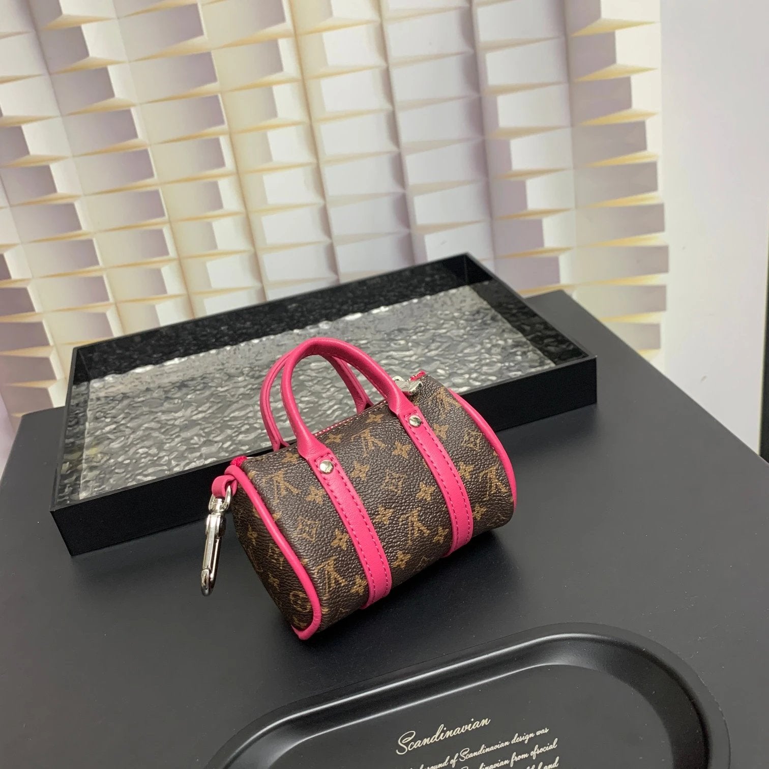 VL Handbags (9)