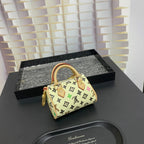 VL Handbags (9)