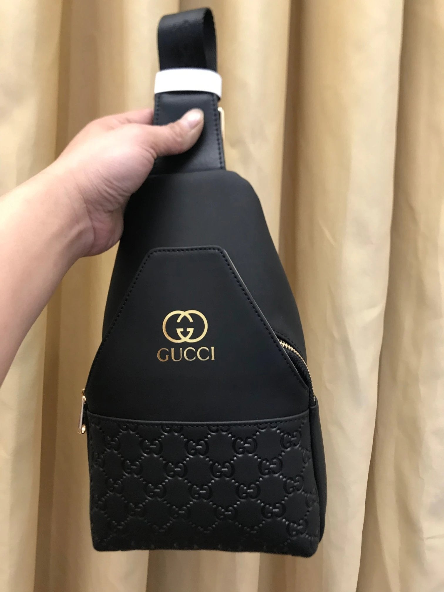 GUC BAG (1)