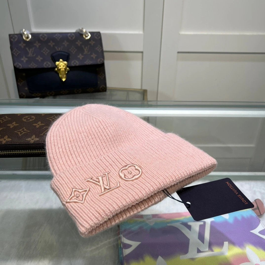 VL Luxury Knitted Beanie