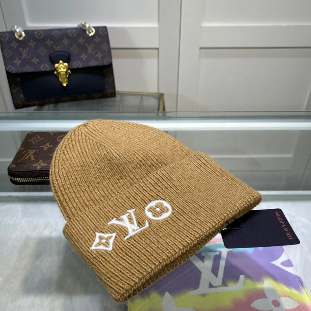 VL Luxury Knitted Beanie
