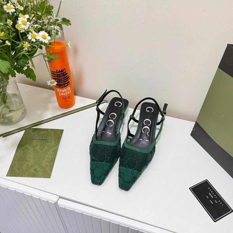 GUC High Heels