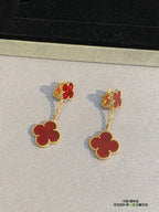 VAN CHE Women's Necklaces