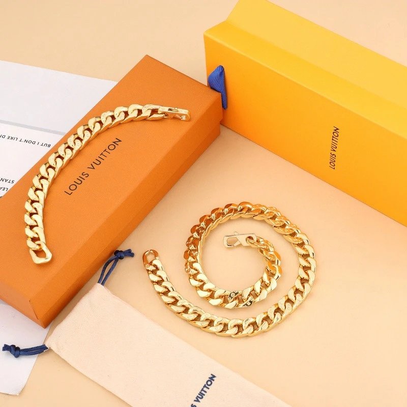 VL Luxury Bracelets